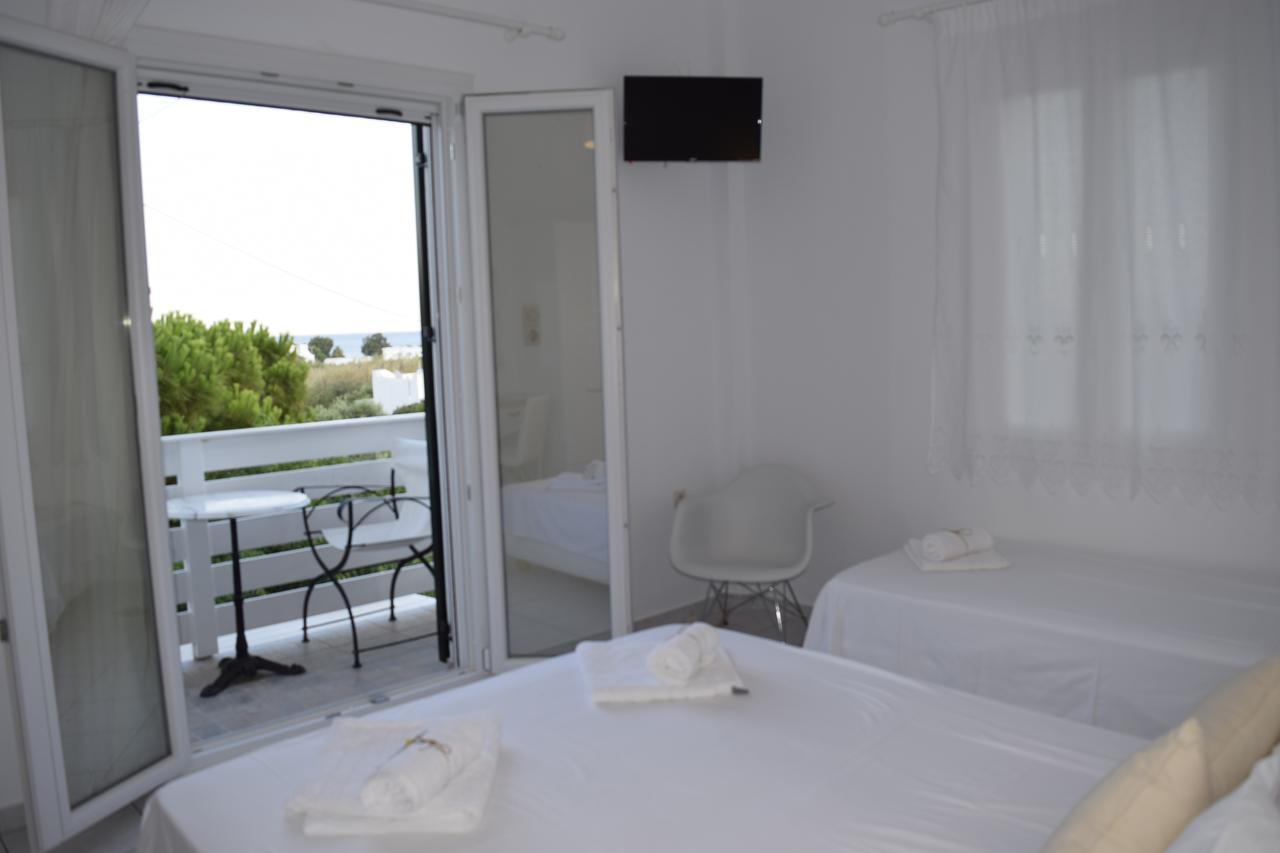 Tzane Studios & Apartments - Steps Away From Golden Beach Chrisi Akti  Exterior photo